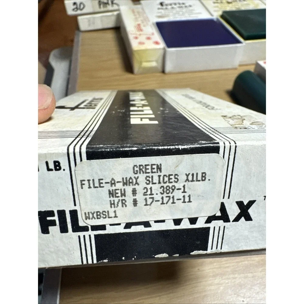 Ferris File-a-wax Lot Mix Blue Green Tube Bricks Block